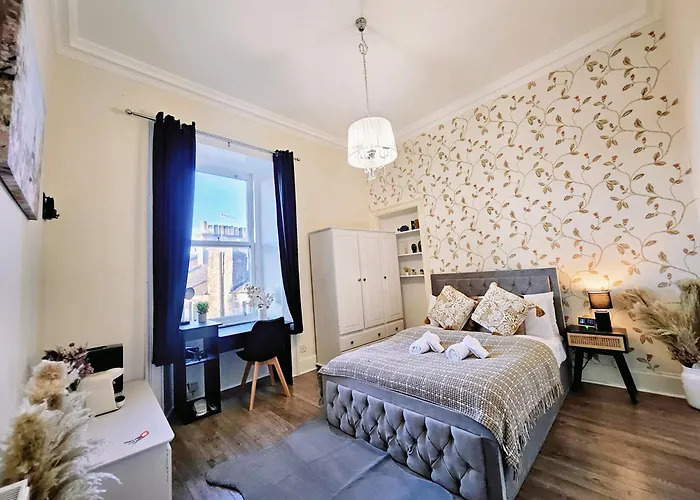 No15 Castle View